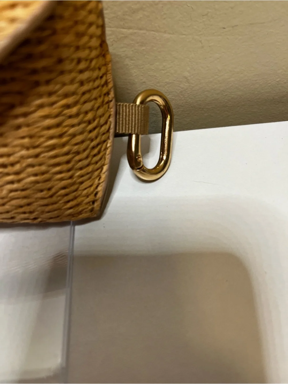 Unknown woven sunglasses